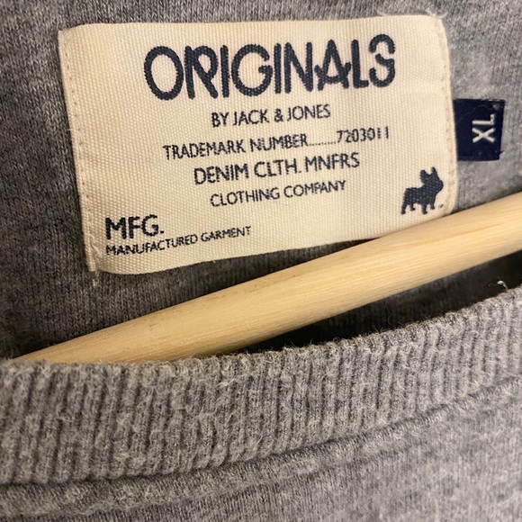 Jack Jones Sweater with CLUB Print - Picture 6 of 7